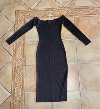 Vestito nero aderente maniche lunghe Zara