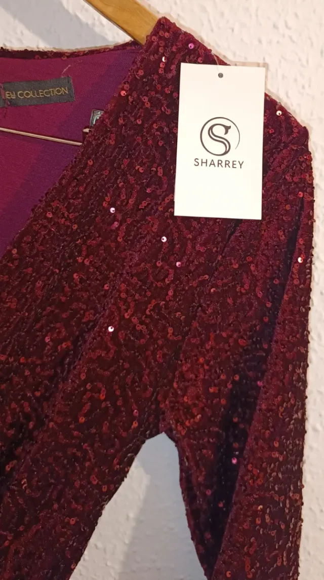 Mono largo de fiesta rojo NUEVO SIN USAR