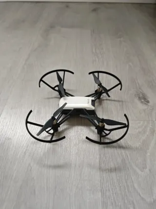 Dron DJI Tello