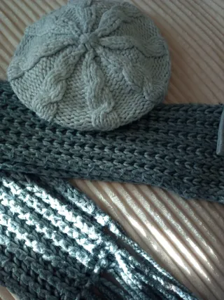 Set Sciarpa + Cappello + Guanti azzurri