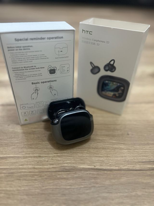 HTC Wireless Earphones 32