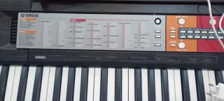 Piano Yamaha F50 Eléctrico