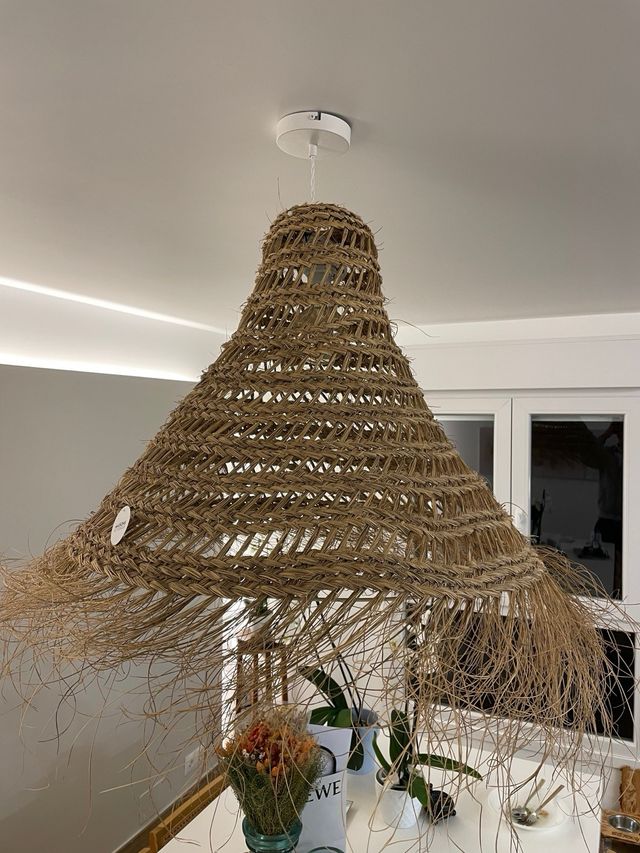 Lámpara de techo de ratán y mimbre
