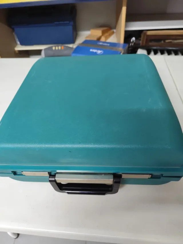 Máquina de escribir Olivetti Studio 45