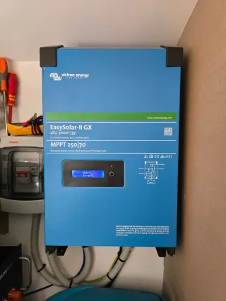 Inversor Victron EasySolar II GX 48V
