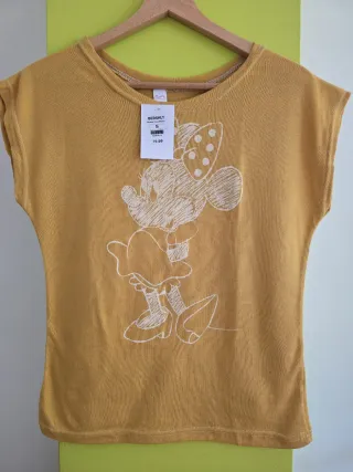 Camiseta Minnie talla S. CON ETIQUETA