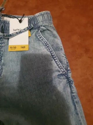 Pantalón vaquero niño talla 10.