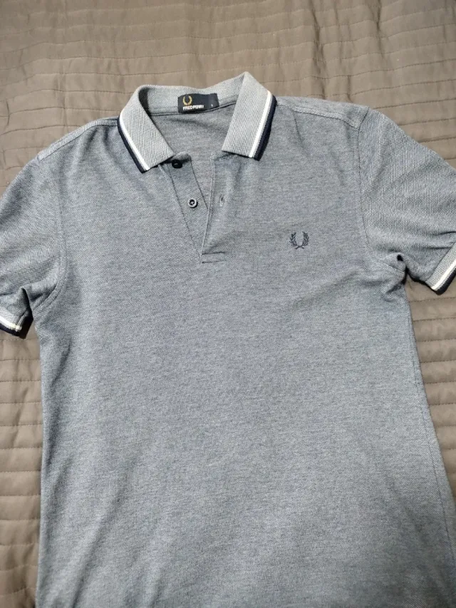 Camiseta Fred Perry Talla S Gris