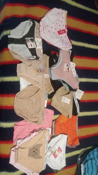 Lote Ropa Interior Mujer Beige y Rojo