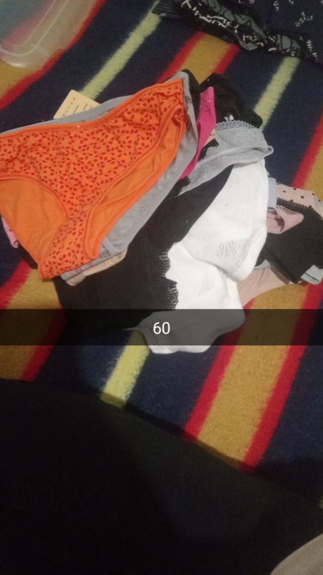 Lote Ropa Interior Mujer Beige y Rojo