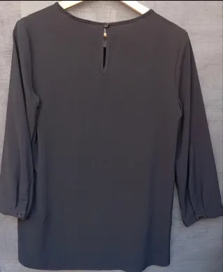 Lote Ropa Mujer: Vestido Negro y Chaqueta Gris