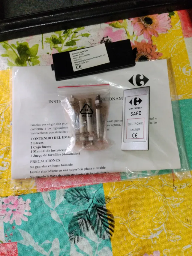 Caja Fuerte Digital Negra y Plateada