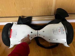 Hoverboard Blanco con cargador incluido