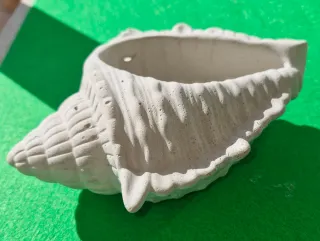 Vasi artigianali in cemento