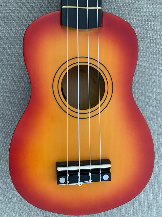 Ukelele Soprano con Funda