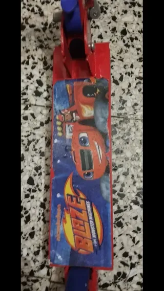 Patinete infantil Blaze and the Monster Machines