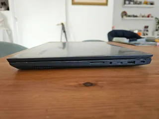 Lenovo V330 Notebook