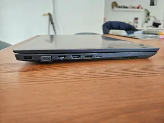 Lenovo V330 Notebook