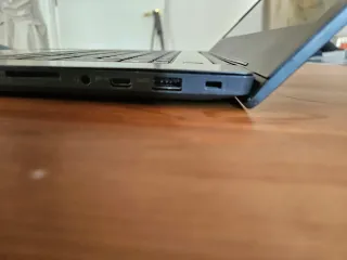 Lenovo V330 Notebook