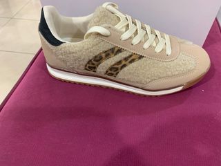 Scarpe sportive leopardo effetto peloso
