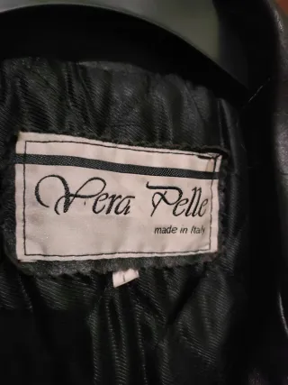 Cappotto in pelle nero