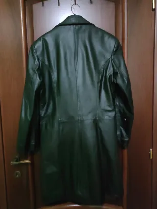 Cappotto in pelle nero