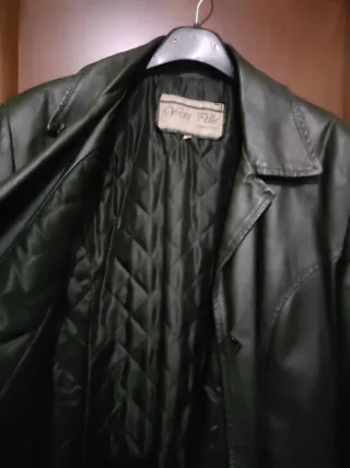 Cappotto in pelle nero