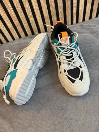 Botas deportivas hombre