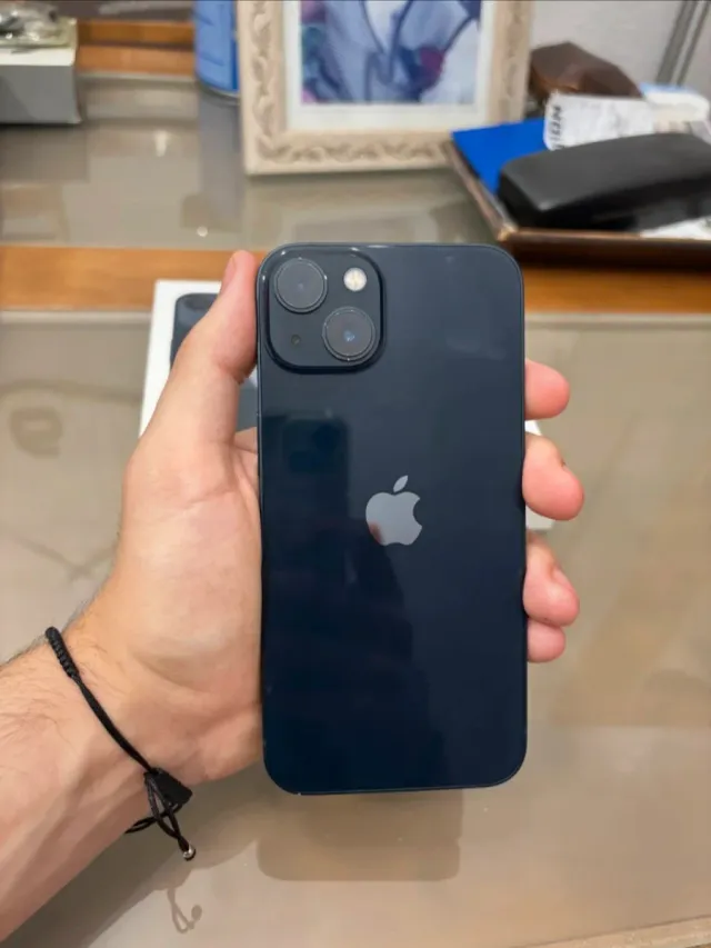 iPhone 13 Preto/Roxo 128gb