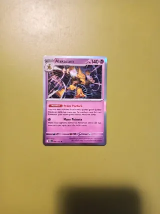 Lotto Pokémon 141 carte + scatola.