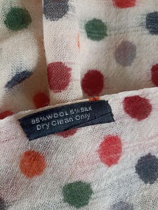 Fular estampado lunares multicolor