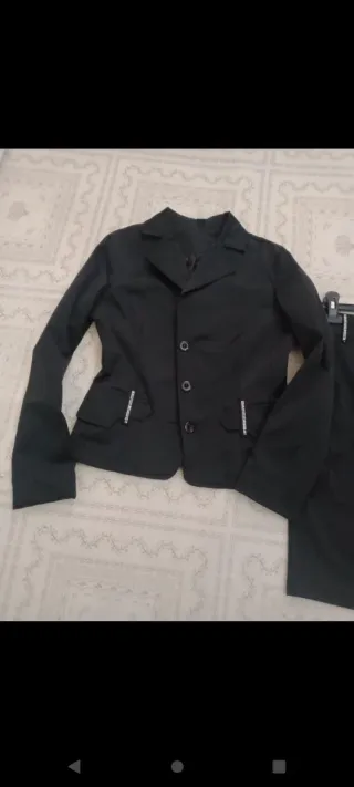 Completo giacca e gonna nera