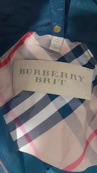 Gabardina Burberry Negra Mujer