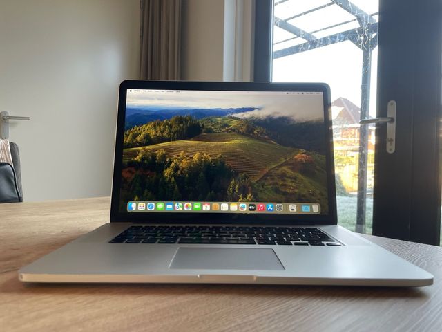 MacBook Pro Apple 15inch, Retina -16GB / 500GB SSD
