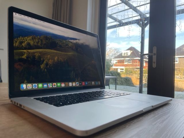 MacBook Pro Apple 15inch, Retina -16GB / 500GB SSD