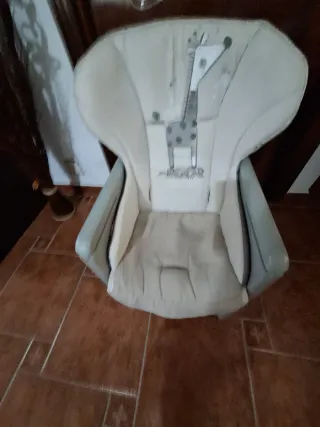 Trona Activa con estampado de jirafas