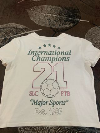 Camiseta Bershka S Estampado (no es pegatina)