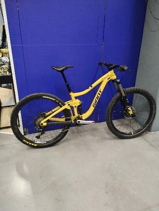 Giant doble suspension amarilla 27'5 talla S