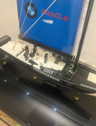 Maqueta Barco BMW Oracle Racing