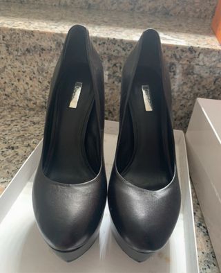 Guess Scarpe con tacco e con scatola