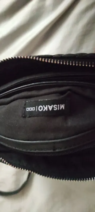 Bolso Misako negro acolchado