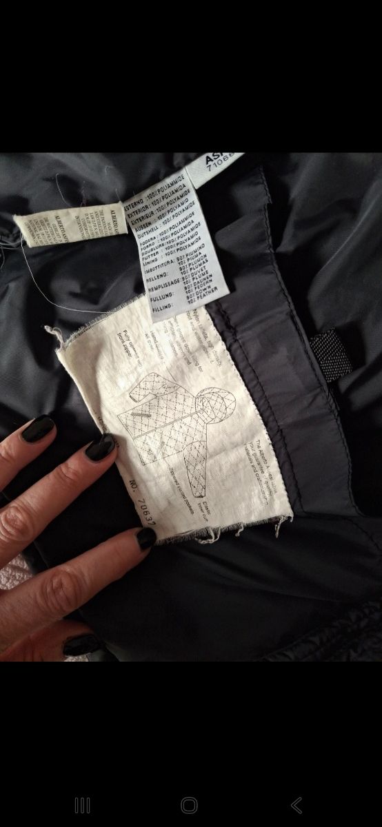 Piumino Aspesi nero trapuntato con cappuccio