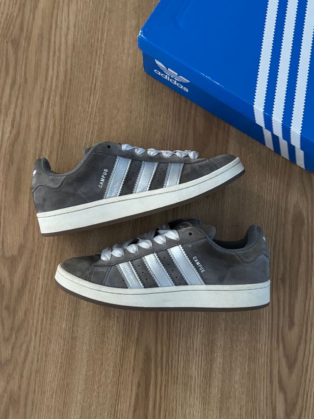 Adidas Campus 00s Gris Blanco