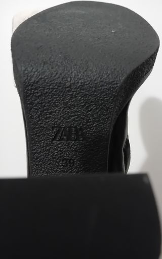 Botas Zara Talla 37 Tacón 11cm Piel Negra