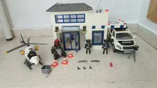 Playmobil Comisaría Policía con Coche y Helicópter