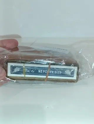 Cartas de póker con funda de cuero