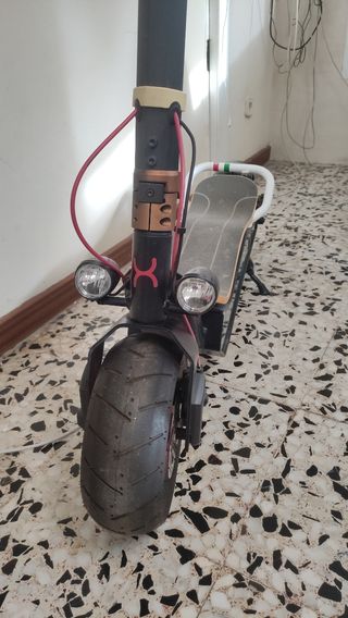 Patinete Eléctrico Cecotec Bongo