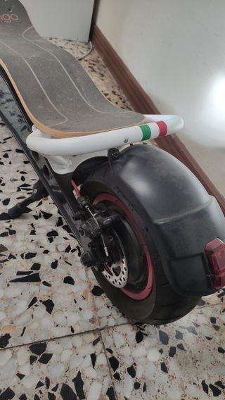 Patinete Eléctrico Cecotec Bongo