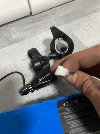 Acelerador patinete eléctrico