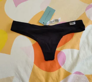 Ropa interior mujer brasileña